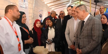 محافظ الإسكندرية يفتتح الملتقى التوظيفي الخامس لخريجي المدارس الفنية بالإسكندرية بمشاركة 40 شركة لتوفير 5000 فرصة عمل 1 - جريدة المساء