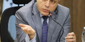 محافظ كفر الشيخ: الإسراع في إنجاز طلبات التقنين والتصالح ومواجهة التعديات بحزم 2 - جريدة المساء محافظ كفر الشيخ: الإسراع في إنجاز طلبات التقنين والتصالح ومواجهة التعديات بحزم 1 - جريدة المساء