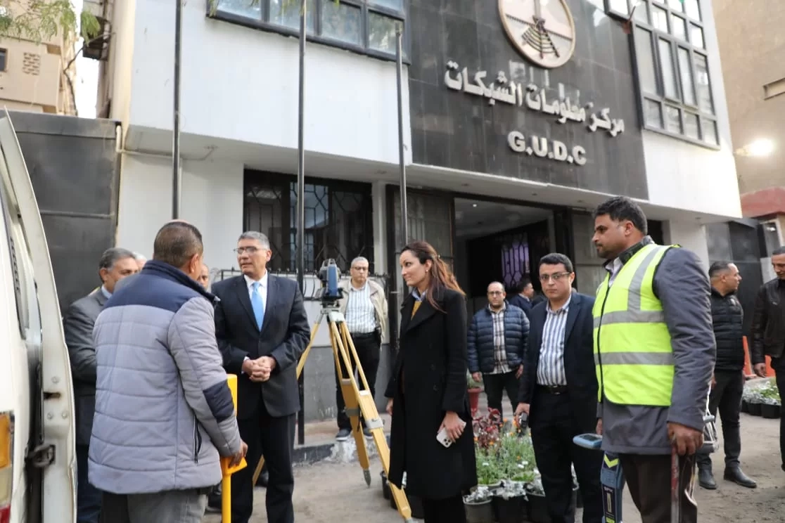 محافظ الجيزة يتفقد مركز معلومات شبكات المرافق للوقوف علي آليات العمل وتحقيق أقصى استفادة 14 - جريدة المساء محافظ الجيزة يتفقد مركز معلومات شبكات المرافق للوقوف علي آليات العمل وتحقيق أقصى استفادة 13 - جريدة المساء