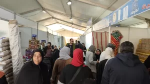 بالصور.. إقبال كبير على معارض أهلا رمضان بالجيزة 30 - جريدة المساء