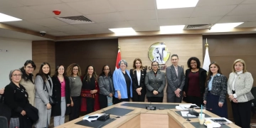 قومي المرأة يستقبل فريقا فنيا من الأمم المتحدة للتعرف على جهود المجلس في ملف ختان الإناث 1 - جريدة المساء