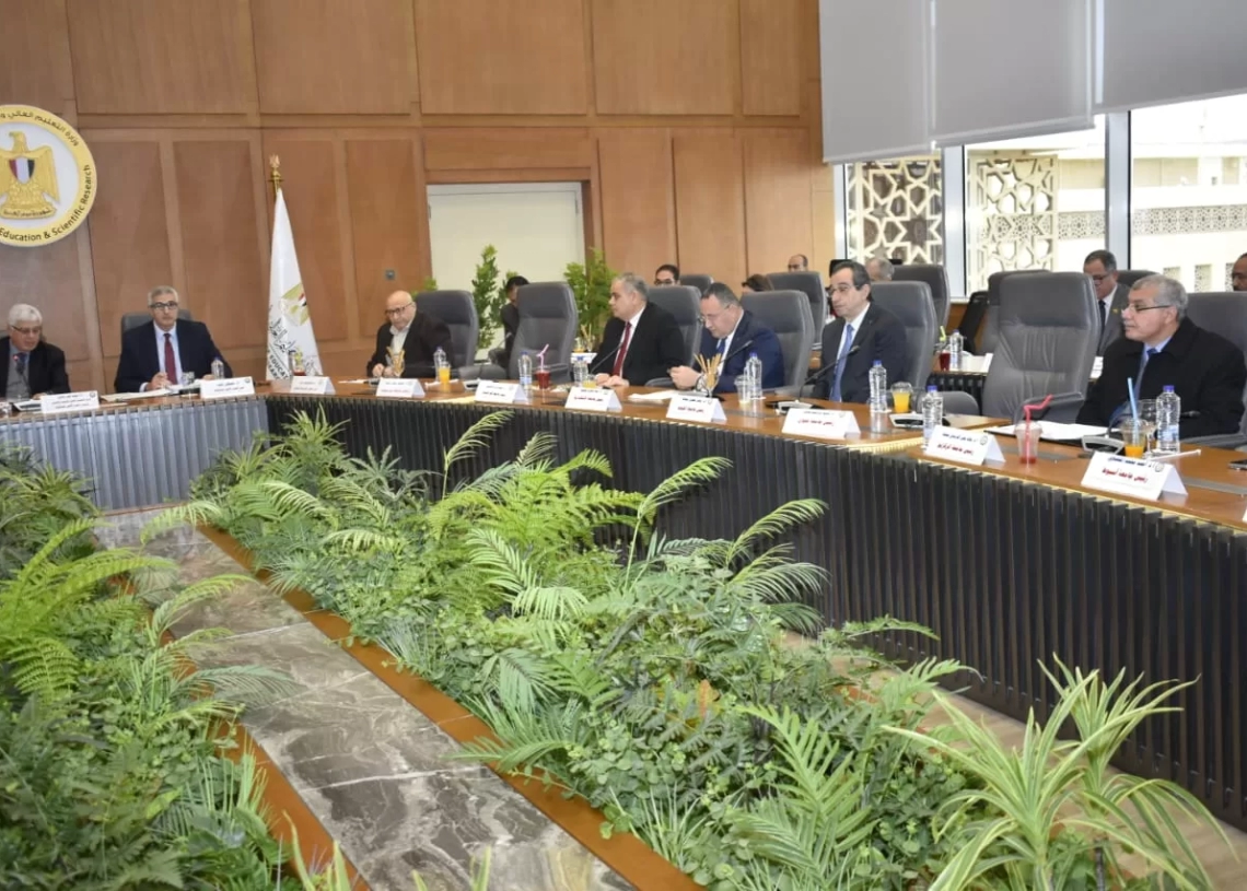 رئيس جامعة الزقازيق يشهد اجتماع المجلس الأعلى للجامعات بالعاصمة الإدارية 19 - جريدة المساء