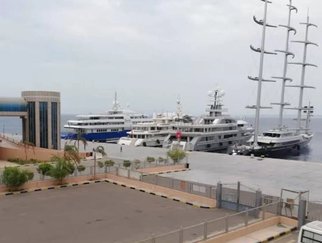 إعادة فتح ميناء الغردقة البحرى وانتظام الحركة الملاحية بموانئ البحر الأحمر 16 - جريدة المساء