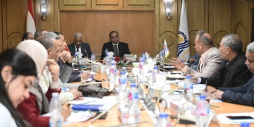 محافظ قنا يعقد اجتماعا موسعا لمتابعة تنفيذ مشروعات الخطة الإستثمارية 1 - جريدة المساء