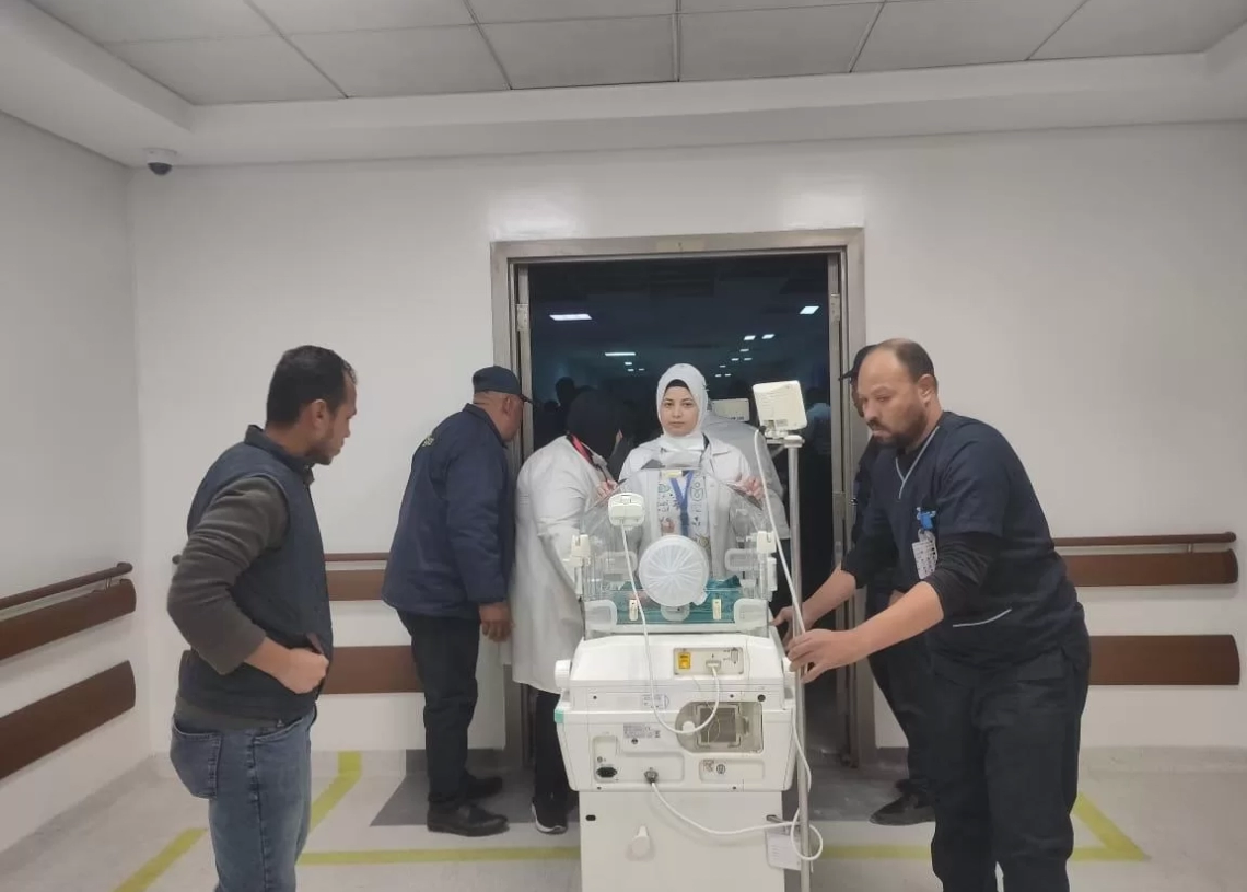 د.احمد السبكي: بدء التشغيل التجريبي لمبنى الطوارئ والرعايات المركزة بمجمع الأقصر الطبي الدولي استعدادًا لافتتاحه قريبًا 15 - جريدة المساء