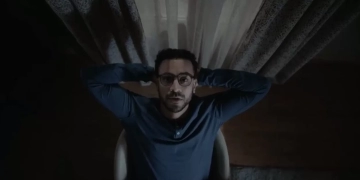 أحمد داود يظهر بشخصيتين في الحلقة الأولى من مسلسل "الشرنقة" 1 - جريدة المساء