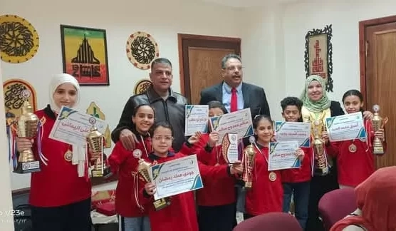إدارة القنطرة غرب تكرم الموهوبين الفائزين في مسابقة الحساب الذهني 19 - جريدة المساء