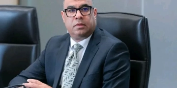 فضل الله يحدد مرتكزات تطوير ملاعب الكرة وفقا لأفضل الممارسات العالمية 1 - جريدة المساء