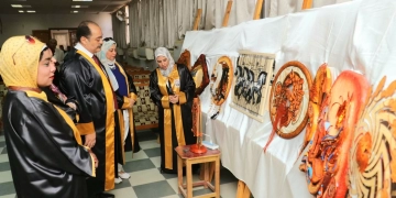 حصول الباحثة هالة حمادة على ماجستير بتقدير امتياز عن حركة الحصان في إثراء الأشغال الفنية 1 - جريدة المساء