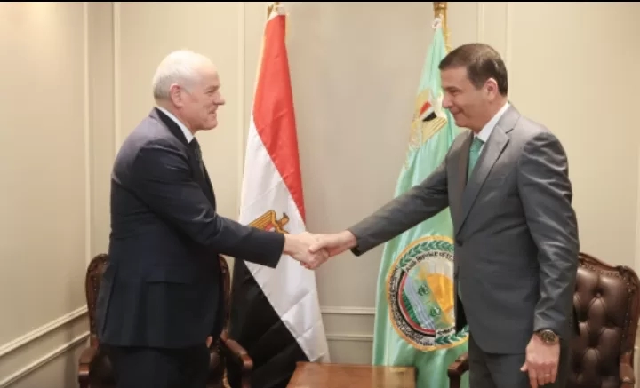 وزير الزراعة وسفير استراليا يبحثان تعزيز التعاون فى التبادل التجاري والثروة الحيوانية ونظم الري الحديث 20 - جريدة المساء وزير الزراعة وسفير استراليا يبحثان تعزيز التعاون فى التبادل التجاري والثروة الحيوانية ونظم الري الحديث 19 - جريدة المساء