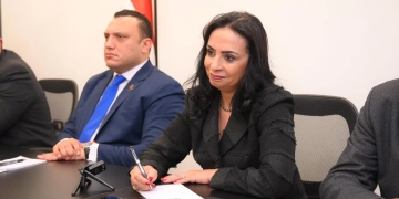 وزيرة التضامن خلال اللقاء