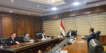وزير الطيران يجتمع مع شركات عالمية متخصصة في إدارة وتشغيل المطارات لبحث أوجه التعاون 1 - جريدة المساء