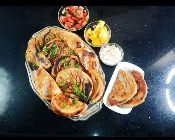 تعرفى على طريقة اعداد ساندوتشات الحواوشي بالبيت 17 - جريدة المساء