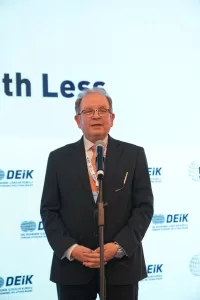 جائزتان دوليتان لوحدة القطاع الخاص بوزارة المالية 15 - جريدة المساء