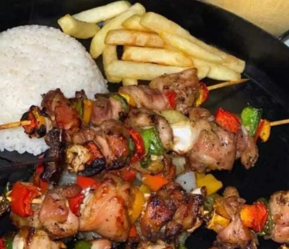 شيش طاووك على الفحم بطريقة فاطمة بدوى 18 - جريدة المساء