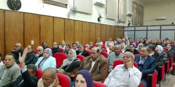 تعليم أسيوط يناقش وضع خطط علاجية لرفع مستوى طلاب المرحلة الإعدادية 1 - جريدة المساء