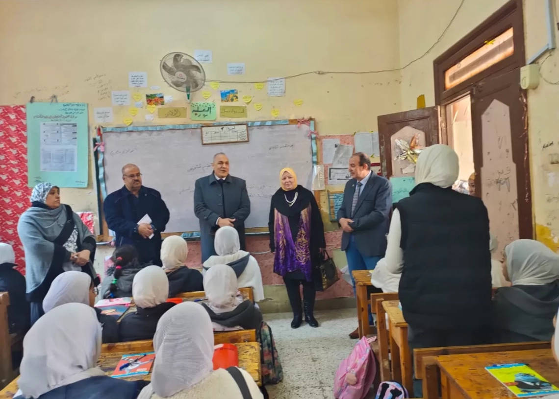 محافظ بني سويف يتابع انتظام العملية التعليمية في المدارس بكامل طاقتها مع بداية الفصل الثاني 20 - جريدة المساء محافظ بني سويف يتابع انتظام العملية التعليمية في المدارس بكامل طاقتها مع بداية الفصل الثاني 19 - جريدة المساء