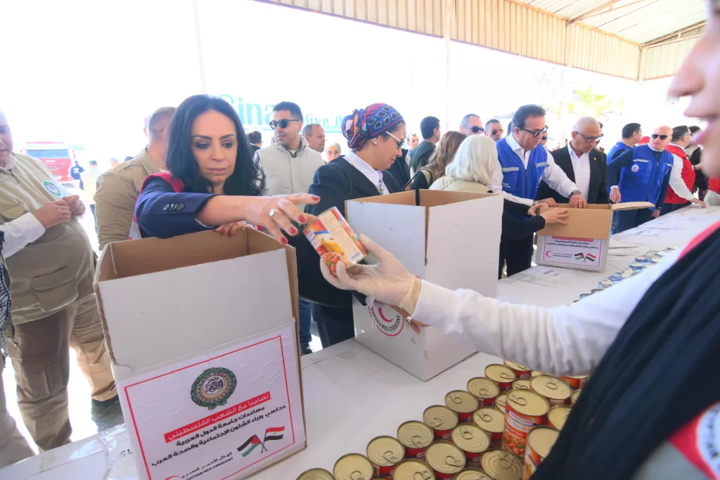 وزيرة التضامن: مصر الداعم الأول والأكبر للقضية الفلسطينية.. وصاحبة نصيب الأسد من المساعدات لقطاع غزة 22 - جريدة المساء وزيرة التضامن: مصر الداعم الأول والأكبر للقضية الفلسطينية.. وصاحبة نصيب الأسد من المساعدات لقطاع غزة 21 - جريدة المساء