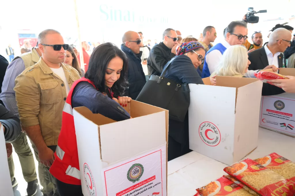 وزيرة التضامن: مصر الداعم الأول والأكبر للقضية الفلسطينية.. وصاحبة نصيب الأسد من المساعدات لقطاع غزة 28 - جريدة المساء وزيرة التضامن: مصر الداعم الأول والأكبر للقضية الفلسطينية.. وصاحبة نصيب الأسد من المساعدات لقطاع غزة 27 - جريدة المساء