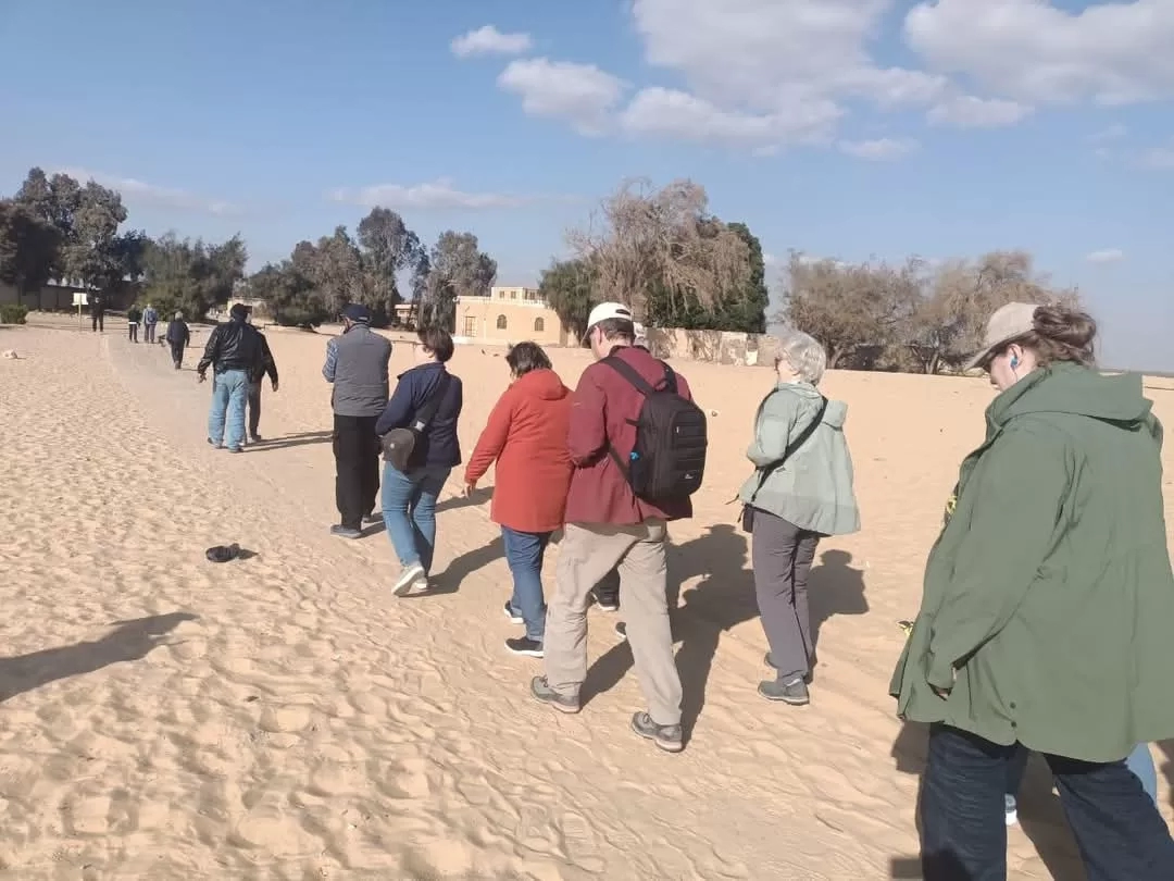 وفد سياحي متعدد الجنسيات يزور المناطق الأثرية بالمنيا 17 - جريدة المساء