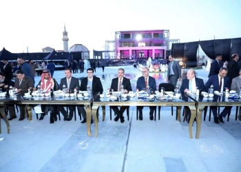 احتفالا بعيدها القومي الـ 48 .. محافظ الشرقية يشارك في حفل إفطار جمعية مستثمري مدينة العاشر من رمضان 19 - جريدة المساء