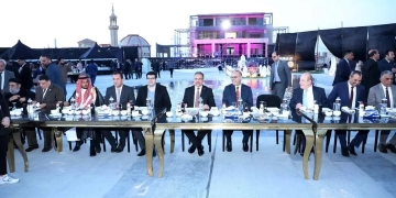 احتفالا بعيدها القومي الـ 48 .. محافظ الشرقية يشارك في حفل إفطار جمعية مستثمري مدينة العاشر من رمضان 1 - جريدة المساء