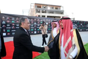 احتفالا بعيدها القومي الـ 48 .. محافظ الشرقية يشارك في حفل إفطار جمعية مستثمري مدينة العاشر من رمضان 29 - جريدة المساء