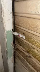 تسبب إزعاجًا للمواطنين وتعيق الحركة.. محافظة الجيزة تشمع مقاهٍي مخالفة بحدائق الأهرام وترفع ١١٠٠ حالة إشغال وتعدٍّ على الطريق العام 23 - جريدة المساء