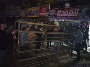 تسبب إزعاجًا للمواطنين وتعيق الحركة.. محافظة الجيزة تشمع مقاهٍي مخالفة بحدائق الأهرام وترفع ١١٠٠ حالة إشغال وتعدٍّ على الطريق العام 27 - جريدة المساء