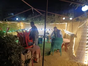 تسبب إزعاجًا للمواطنين وتعيق الحركة.. محافظة الجيزة تشمع مقاهٍي مخالفة بحدائق الأهرام وترفع ١١٠٠ حالة إشغال وتعدٍّ على الطريق العام 31 - جريدة المساء