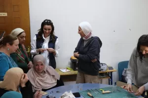 نائب محافظ الجيزة تتفقد مطبخ المصرية ومشروعات تمكين السيدات بالمجلس القومي للمرأة بالجيزة 25 - جريدة المساء