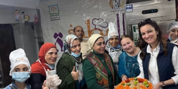 نائب محافظ الجيزة تتفقد مطبخ المصرية ومشروعات تمكين السيدات بالمجلس القومي للمرأة بالجيزة 1 - جريدة المساء