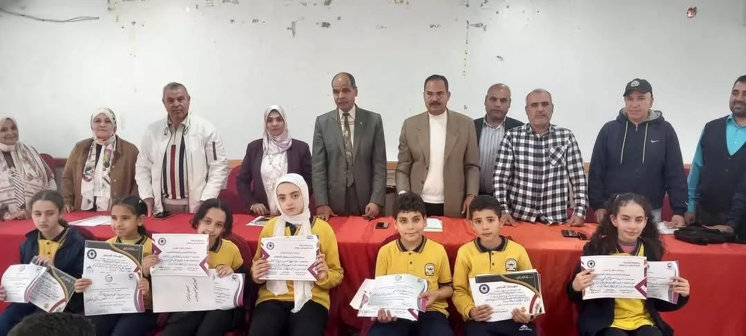 برعاية شهاب.. مستقبل وطن العاشر من رمضان يكرم المتميزين في مسابقة أوائل الطلبة 18 - جريدة المساء