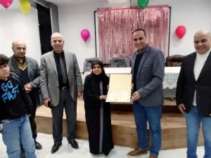 احتفالاً بعيد الأم.. وكيل وزارة الصحة بالشرقية يكرم الأمهات المثاليات بالقطاع الصحي بالمحافظة 21 - جريدة المساء