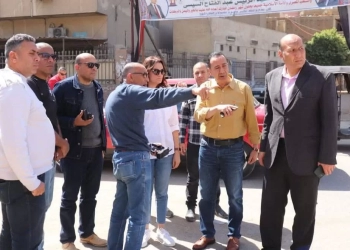 استعدادا للعيد.. نائب محافظ الجيزة تتفقد حالة النظافة والإشغالات بإمبابة والوراق 15 - جريدة المساء