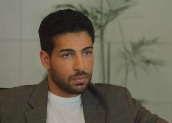 محمود ياسين جونيور الشقيق الأصغر المغرم بالنساء في "وتقابل حبيب" 27 - جريدة المساء