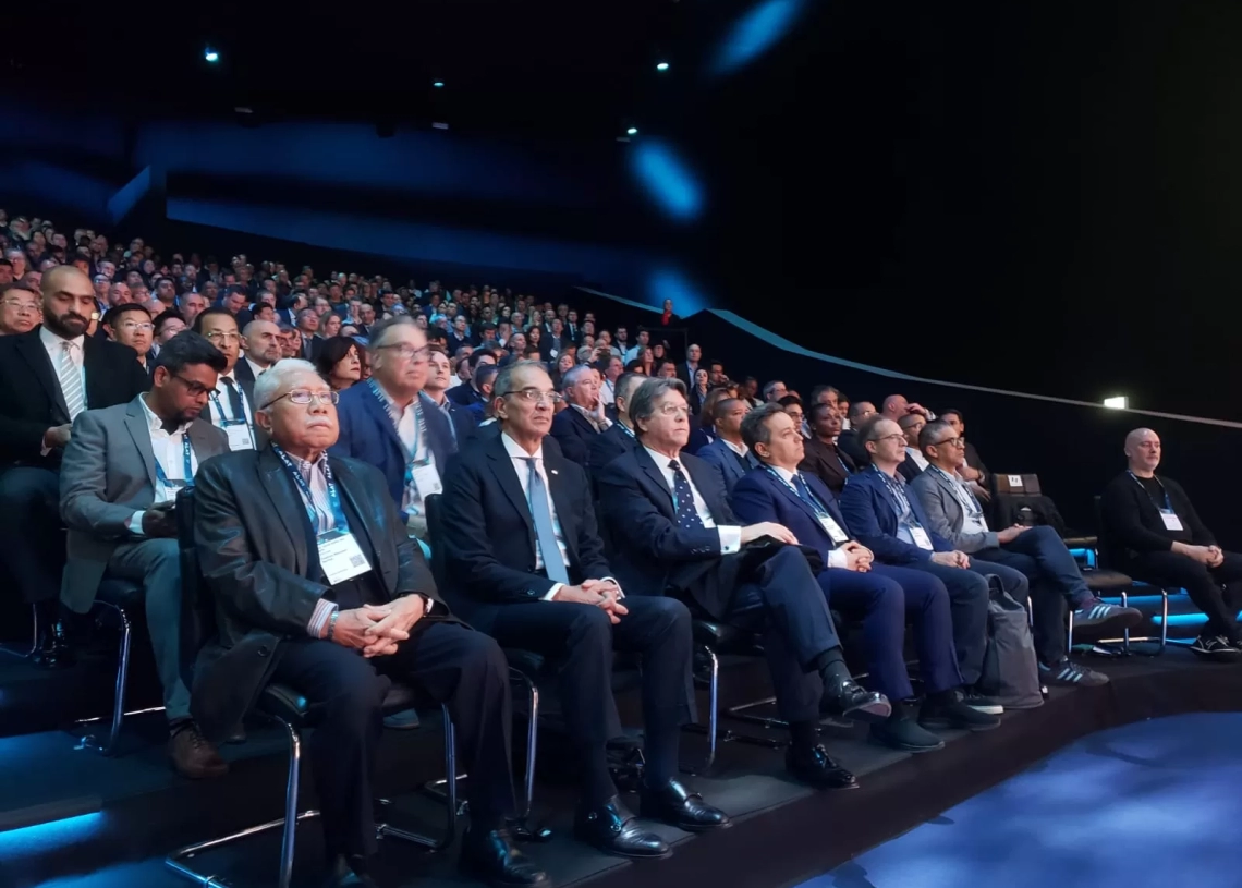 الدكتور/ عمرو طلعت وزير الاتصالات يبحث مع مسئولى شركات عالمية فرص التعاون والاستثمار فى مصر فى مجالات التعهيد والبنية التحتية الرقمية وبناء القدرات الرقمية والأمن السيبرانى 18 - جريدة المساء