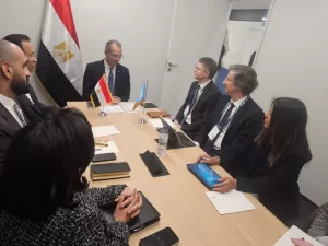 الدكتور/ عمرو طلعت وزير الاتصالات يبحث مع مسئولى شركات عالمية فرص التعاون والاستثمار فى مصر فى مجالات التعهيد والبنية التحتية الرقمية وبناء القدرات الرقمية والأمن السيبرانى 20 - جريدة المساء