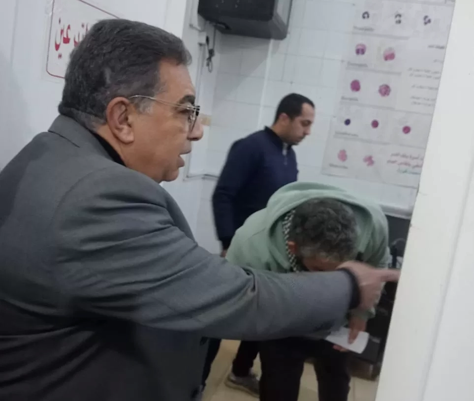 محافظ الدقهلية في جولة ليلية مفاجئة بمستشفيي بلقاس ونبروه 20 - جريدة المساء محافظ الدقهلية في جولة ليلية مفاجئة بمستشفيي بلقاس ونبروه 19 - جريدة المساء