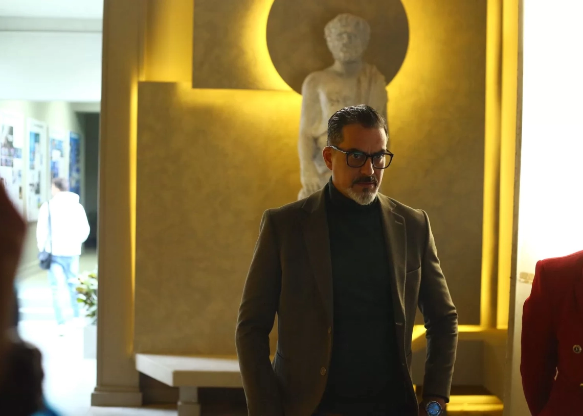 تفاصيل شخصية نبيل عيسى في "أثينا" 19 - جريدة المساء