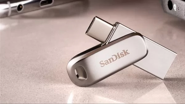 جهاز تخزين بيانات  ينقل الملفات بسهولة بين الهاتف الذكي  والأجهزة اللوحية وأجهزة Mac وأجهزة الكمبيوتر المحتوية على USB 15 - جريدة المساء