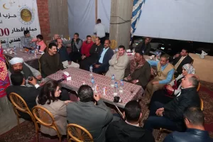 "الشعب الجمهوري"بقنا ينظم إفطارا جماعيا ضمن حملة "إفطار 10 آلاف صائم" 27 - جريدة المساء