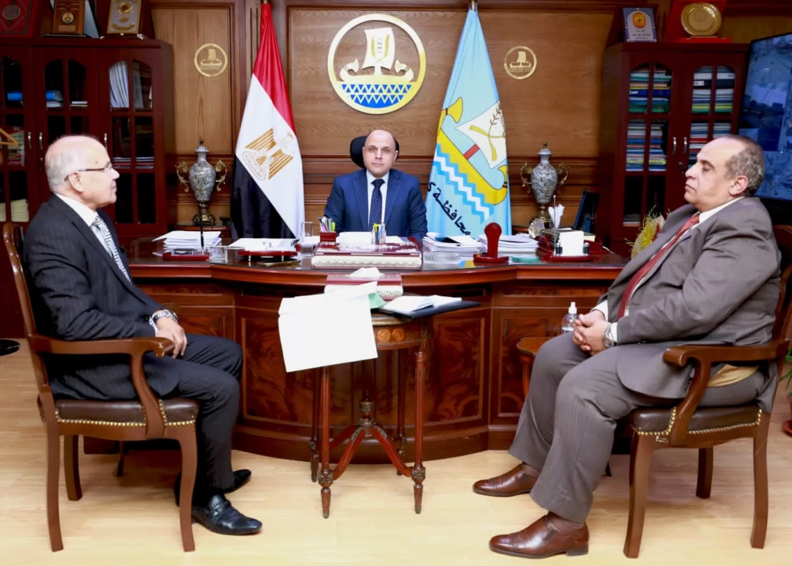 محافظ كفر الشيخ يعقد اجتماعًا موسعًا لمناقشة تنفيذ الهوية البصرية 19 - جريدة المساء