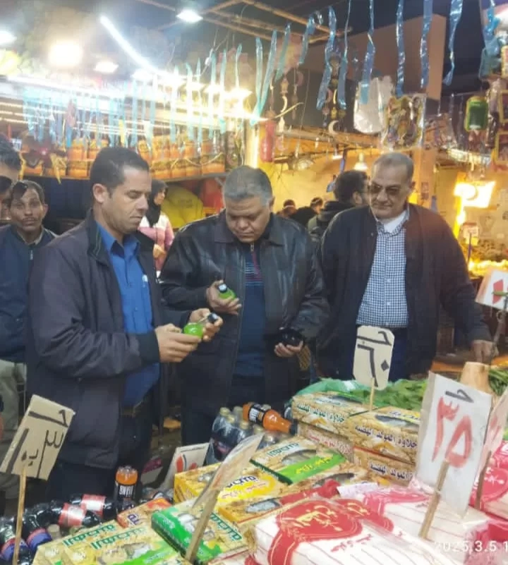 العرابي في جولة مفاجئة بسوق محطة مصر لمتابعة توافر السلع وضبط الأسعار 17 - جريدة المساء