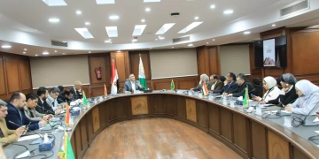 في أولي لقاءاته الإعلامية بمقر الديوان الجديد.. محافظ الجيزة: محطات المياه تنتج حوالي 2 مليون م٣ يوميًا.. وجار دراسة إقامة محطة جديدة لمواجهة الانقطاعات 2 - جريدة المساء في أولي لقاءاته الإعلامية بمقر الديوان الجديد.. محافظ الجيزة: محطات المياه تنتج حوالي 2 مليون م٣ يوميًا.. وجار دراسة إقامة محطة جديدة لمواجهة الانقطاعات 1 - جريدة المساء