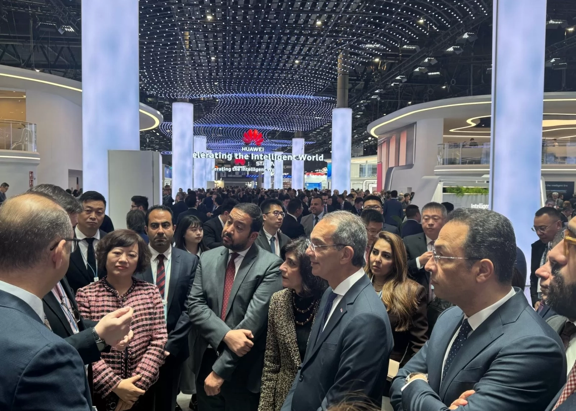خلال مشاركته فى المعرض والمؤتمر الدولى MWC 2025 ببرشلونة.. وزير الاتصالات يواصل لقاءاته مع مسئولى شركات عالمية لتعزيز التعاون فى مجالات الحوسبة السحابية 18 - جريدة المساء