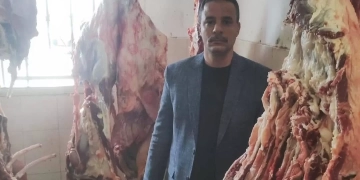 إقبال على منافذ بيع اللحوم بمديرية الزراعة بالبحر الأحمر بأسعار 310 جنيه للكيلو 1 - جريدة المساء