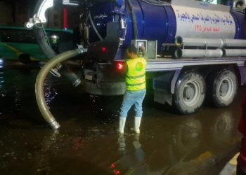 محافظ الجيزة يتابع جهود عمليات شفط الأمطار وانتشار المُعدات لتسهيل الحركة المرورية 19 - جريدة المساء