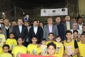 في ليلة رمضانية.. وزير الشباب والرياضة ومحافظ الجيزة يفتتحان الملعب الخماسي بالساحة الشعبية 19 - جريدة المساء