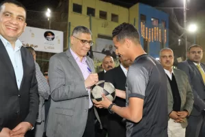 في ليلة رمضانية.. وزير الشباب والرياضة ومحافظ الجيزة يفتتحان الملعب الخماسي بالساحة الشعبية 31 - جريدة المساء